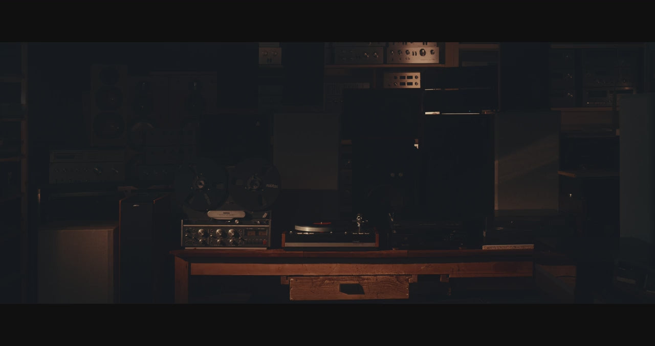 Carica il video: 